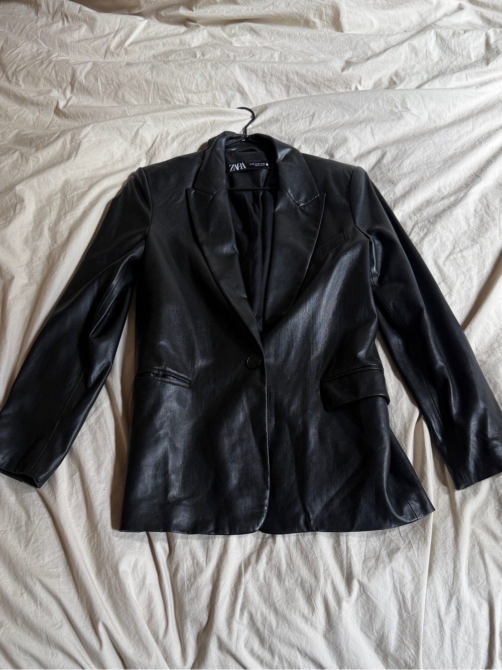 Zara Black Faux Leather Blazer - Single-Button Tailored Jacket
